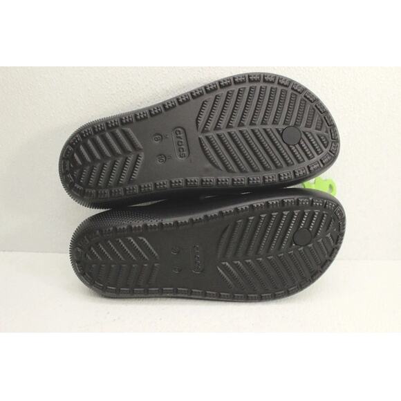 Crocs Classic Flip V2 Black Unisex Flip Flops Comfort Everyday Men’s 6 Women’s 8 - Picture 2 of 10